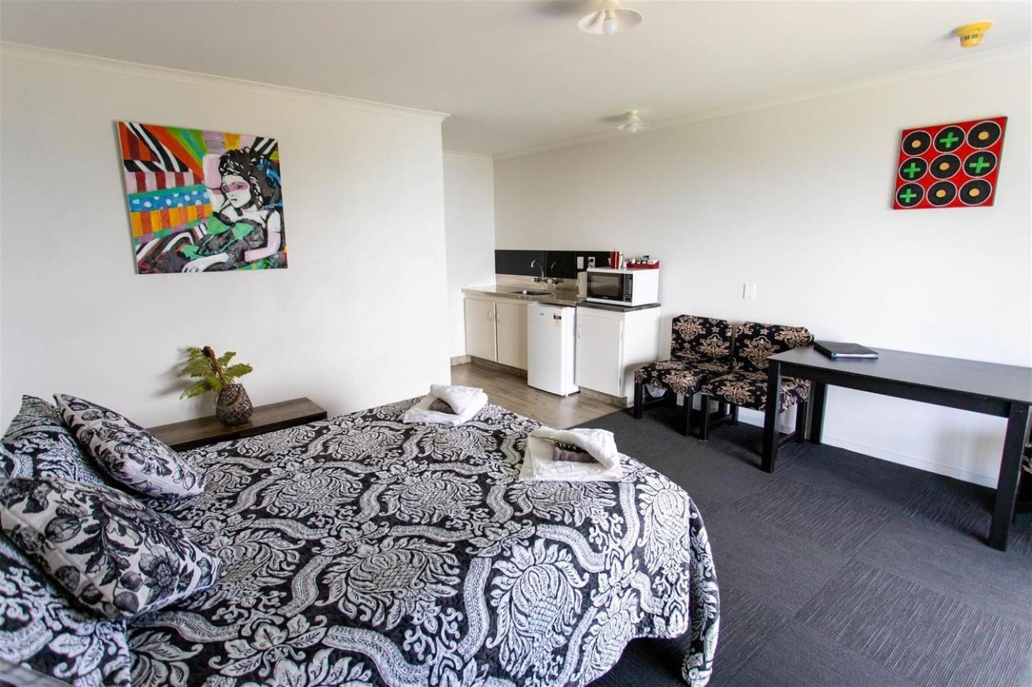 Lottin Point Motel Cape Runaway Bagian luar foto